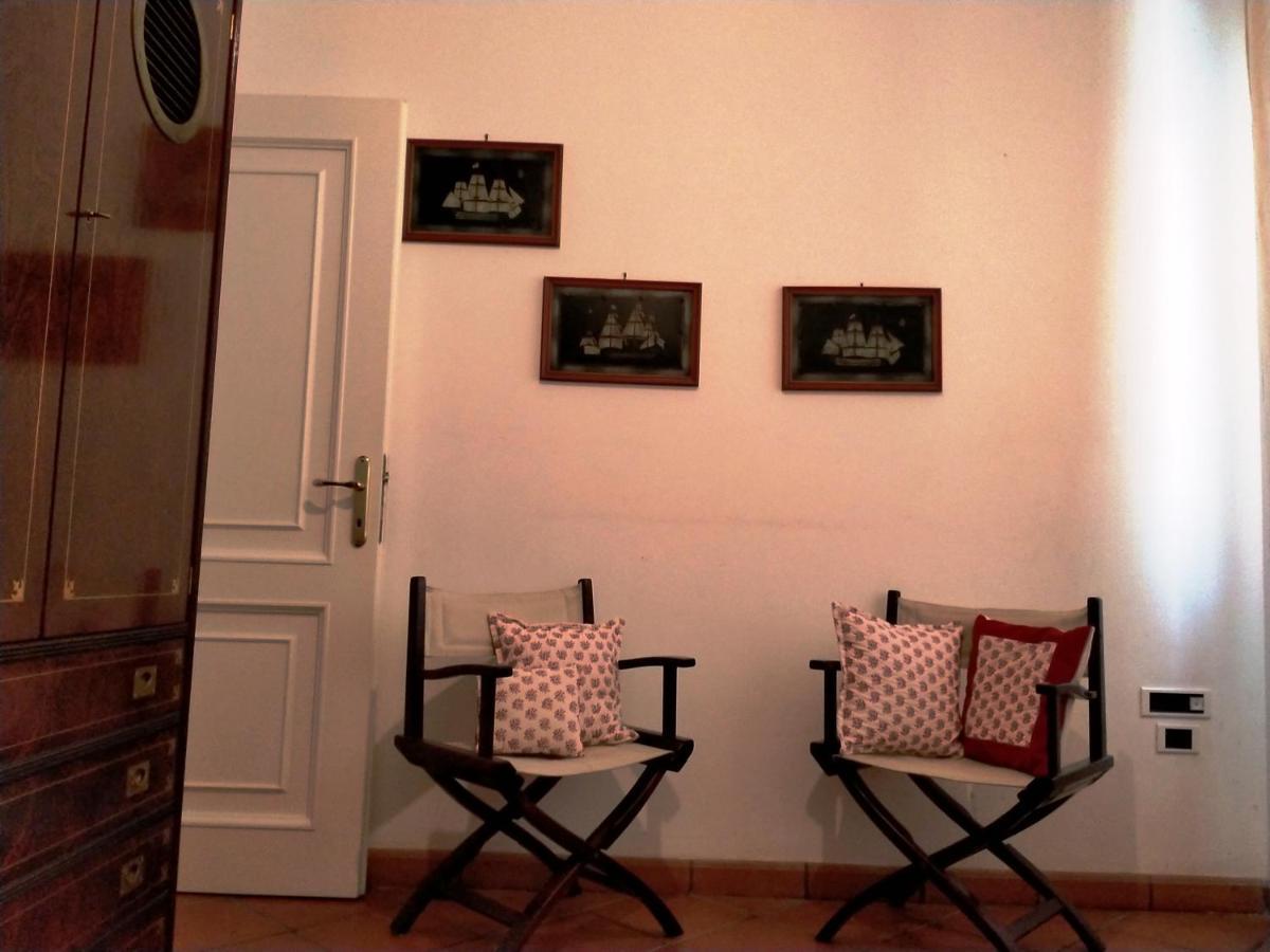 Villa Rossi Полиньяно-а-Маре Экстерьер фото